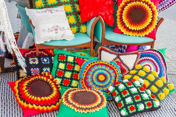 Decorative Pillows: Why They Make All The Difference?